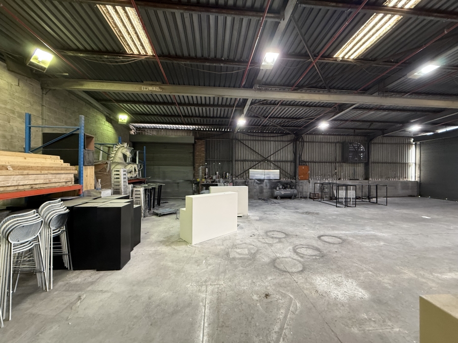 To Let commercial Property for Rent in Triangle Farm Western Cape